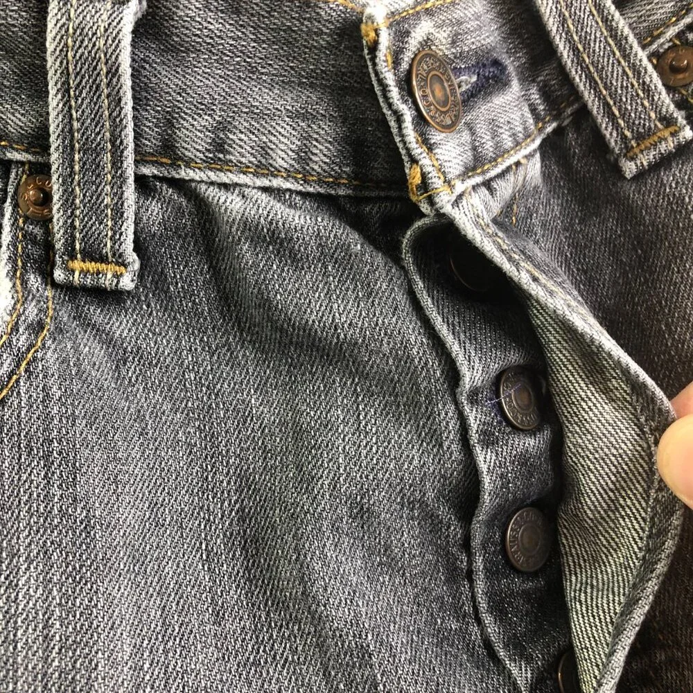 Levis 501 Jeans Mens 32x30 Black Gray Straight Leg Button Fly Faded Y2K - Picture 4 of 13